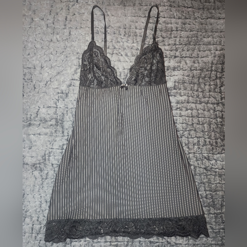 Elegant Black And White Striped Chemise